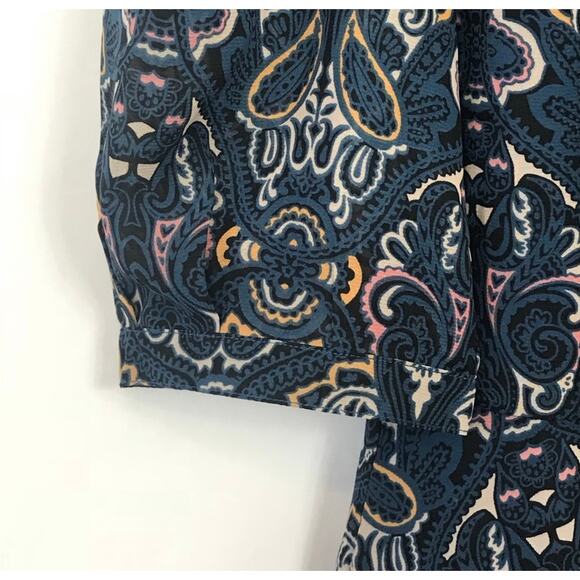 Cupcakes and Cashmere Button Front Blouse Size 2 - Picture 3 of 7